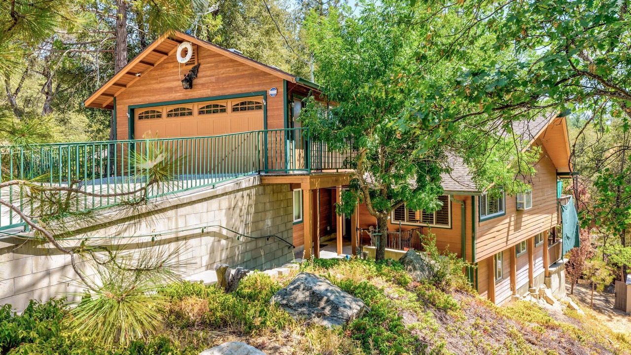 Photo of Outdoor in Bass Lake