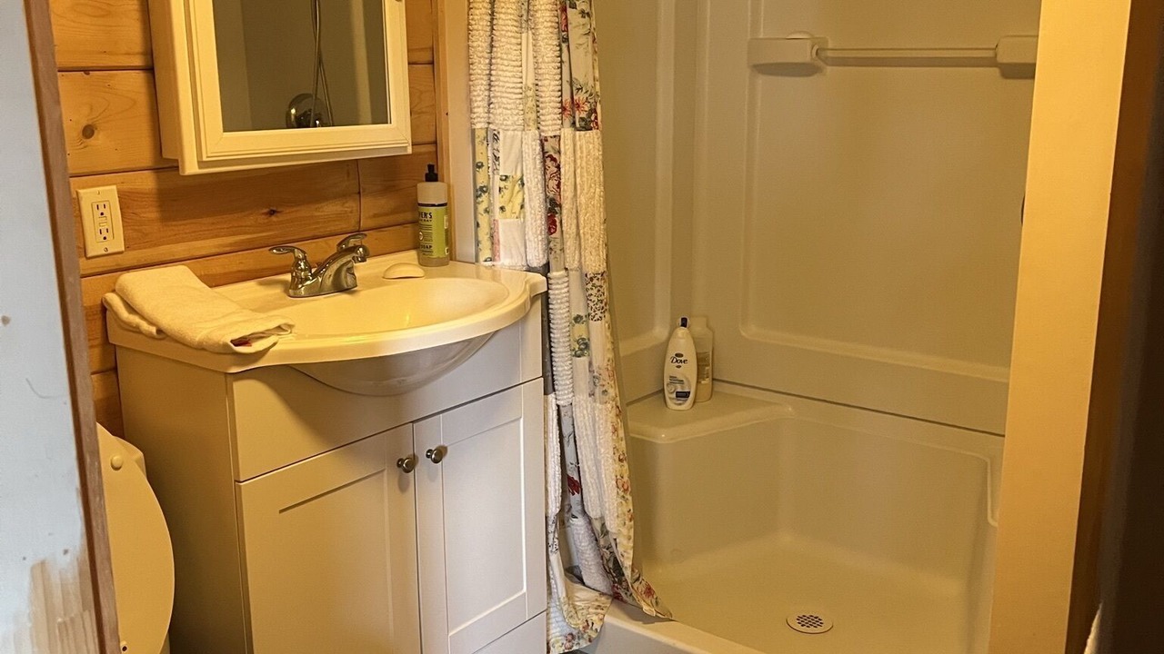 Photo of Bathroom in Wishon