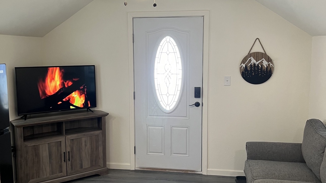 Photo of Livingroom in Shaver Lake