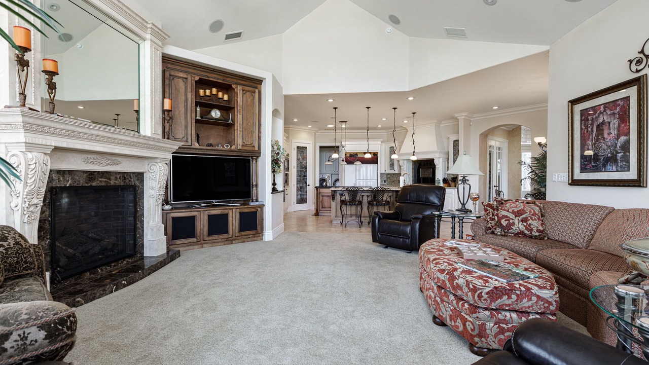 Photo of Livingroom in Springville