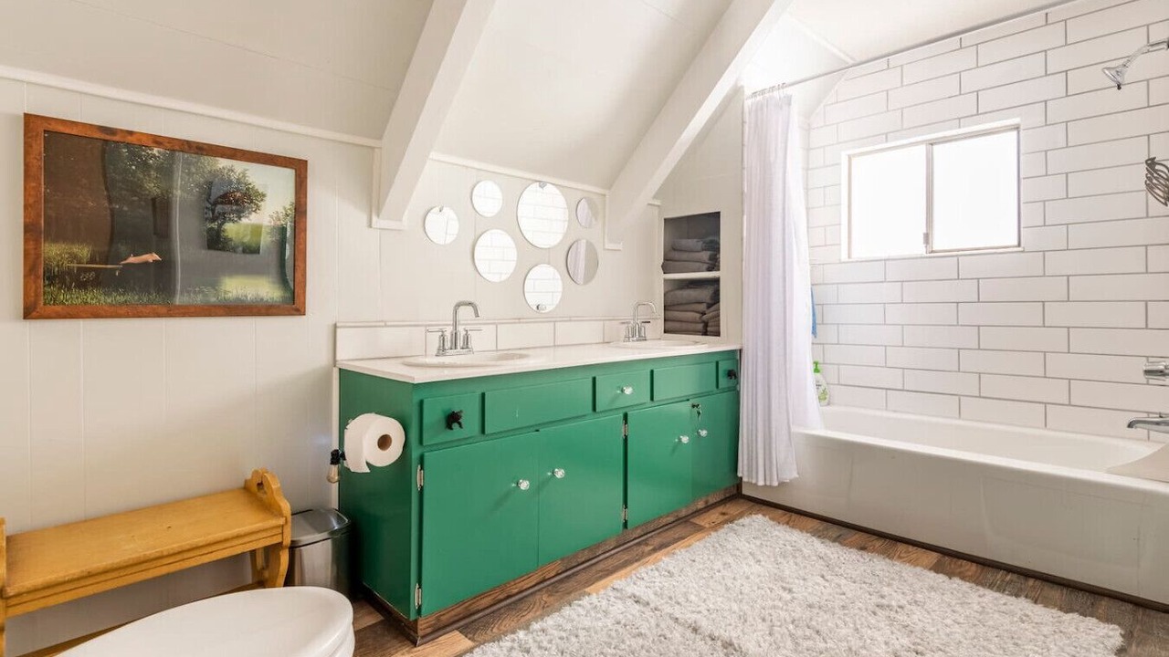 Photo of Bathroom in Serene Lakes
