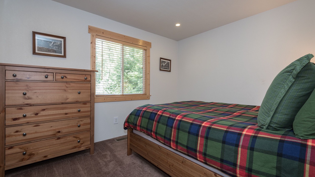 Photo of Bedroom in Tahoma