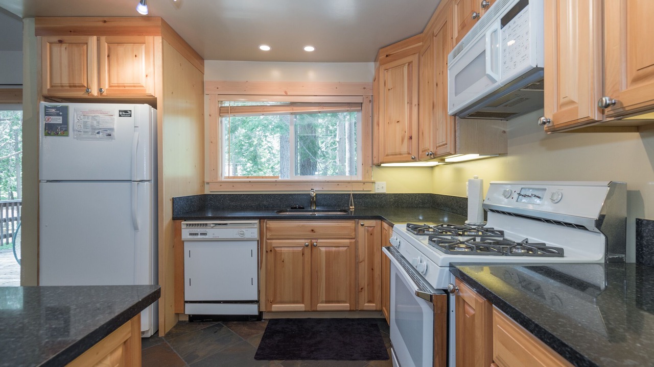 Photo of Kitchen in Tahoma