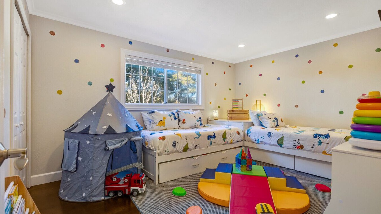 Photo of Bedroom in Aptos