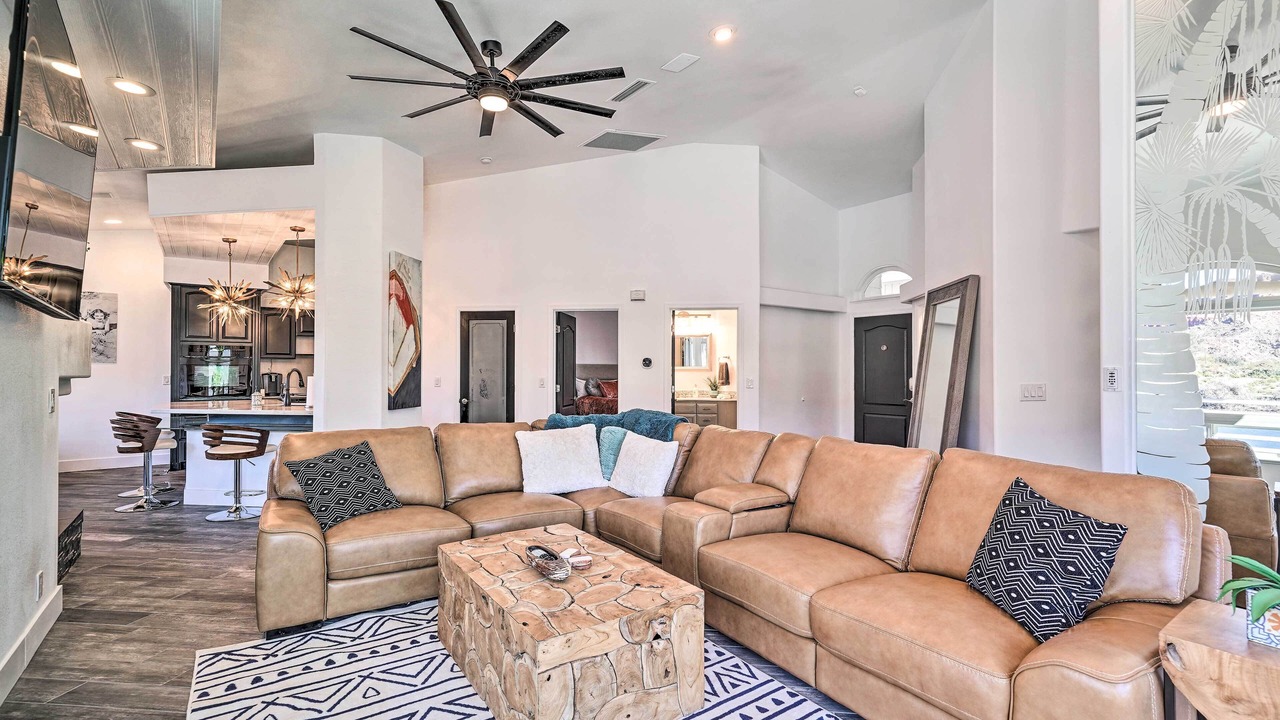 Photo of Livingroom in Parker Strip