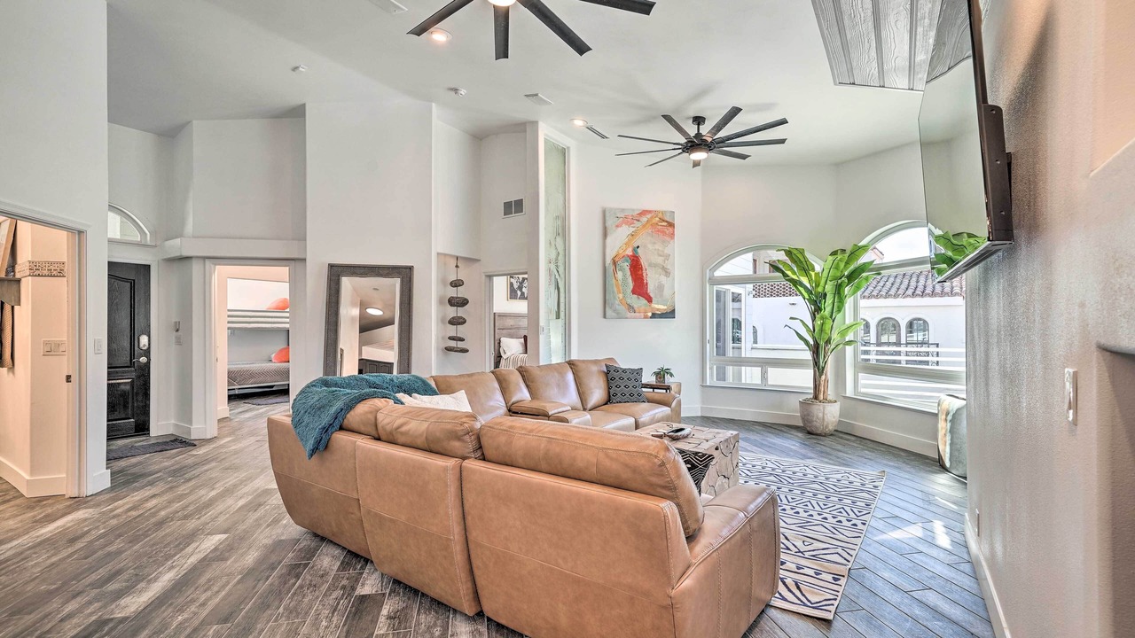 Photo of Livingroom in Parker Strip