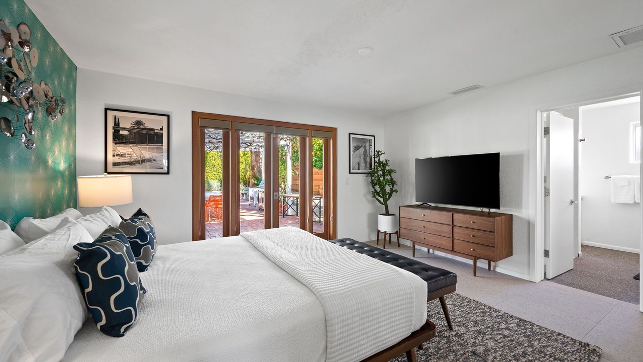 Photo of Bedroom in Tahquitz River Estates