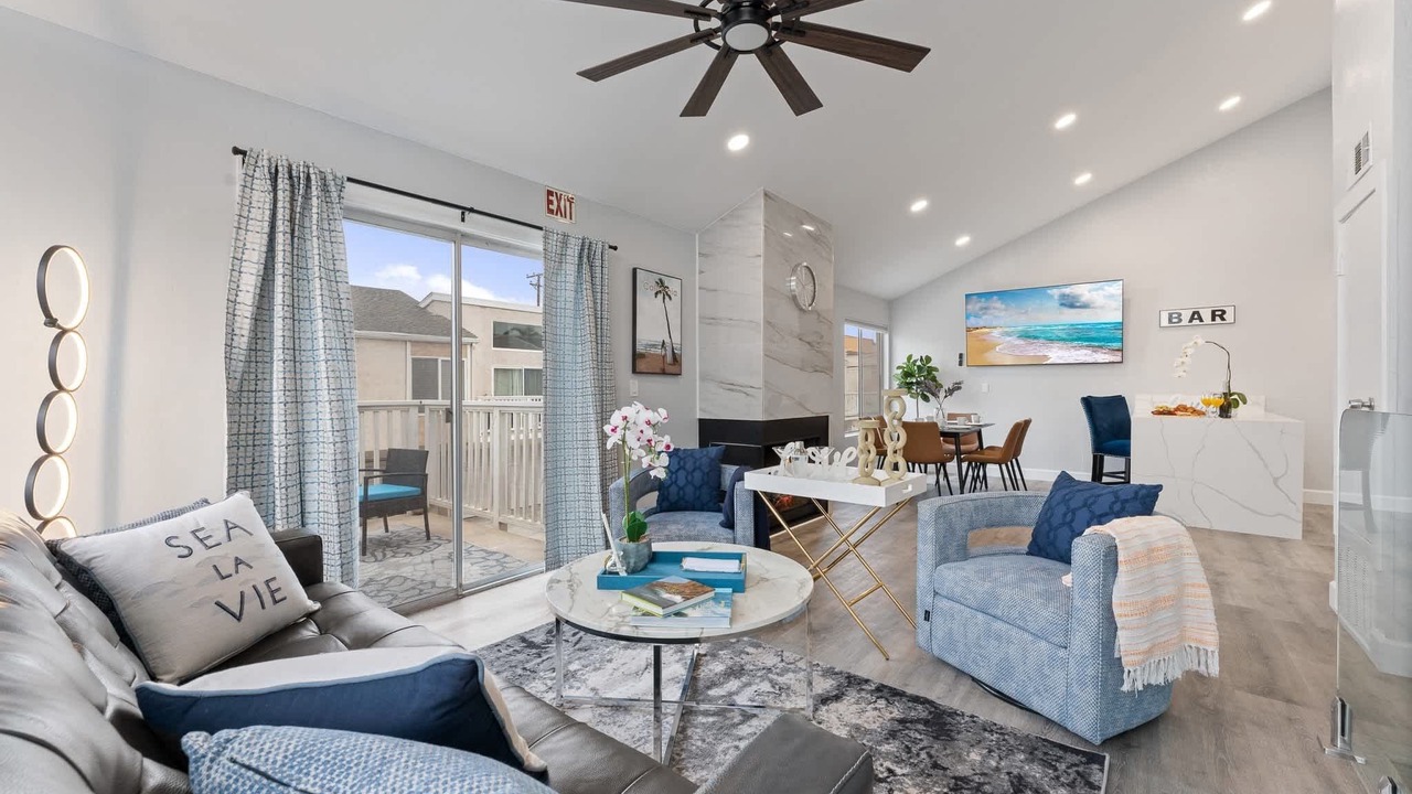 Photo of Bedroom in Huntington Beach