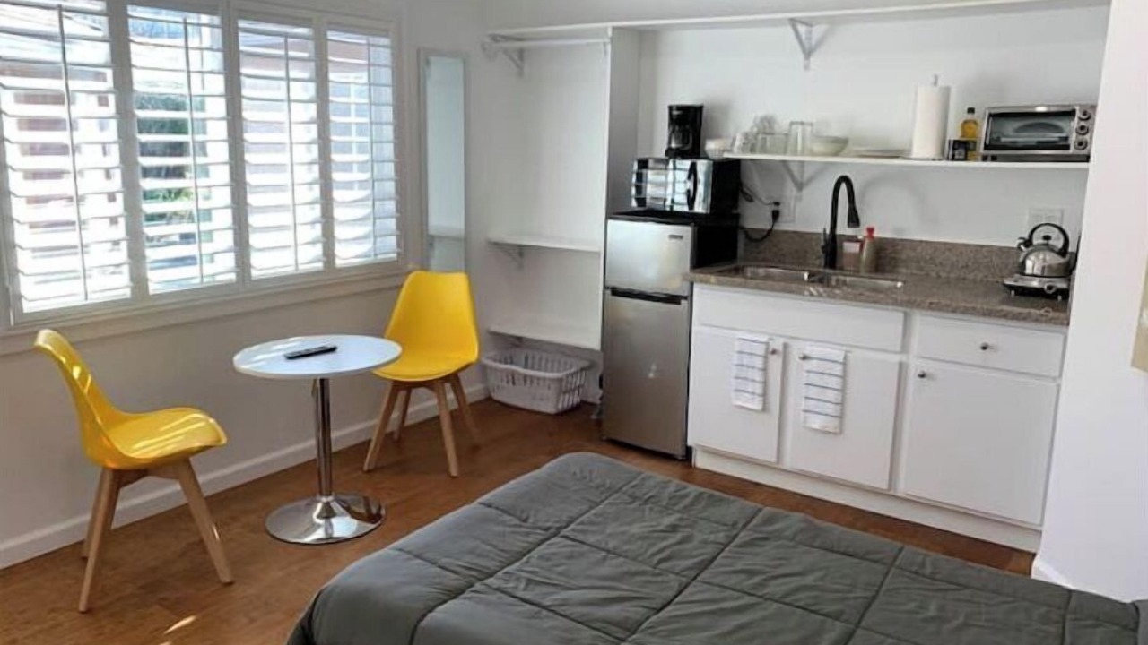 Photo of Bedroom in Castro Valley