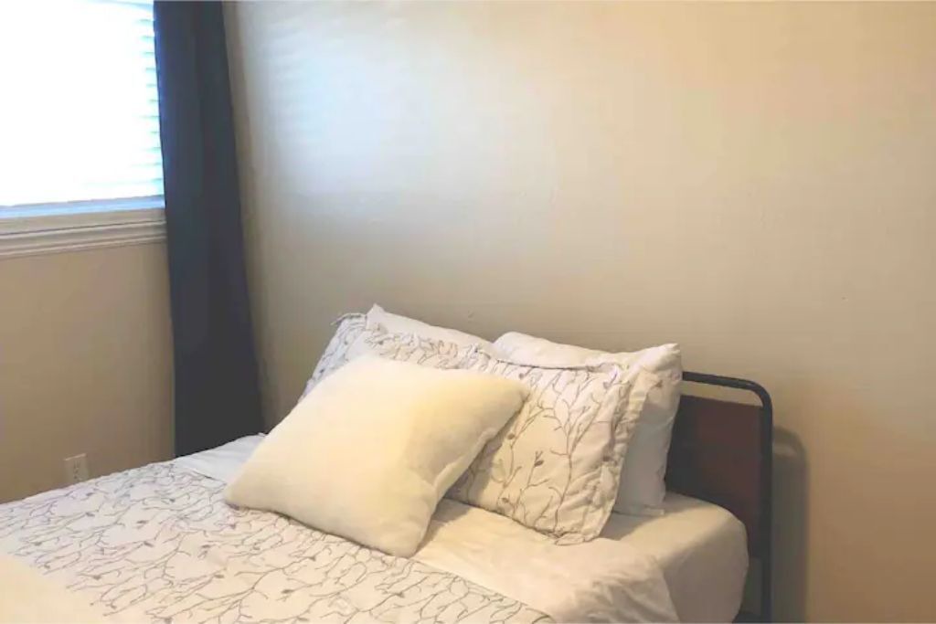 Photo of Bedroom in Castro Valley
