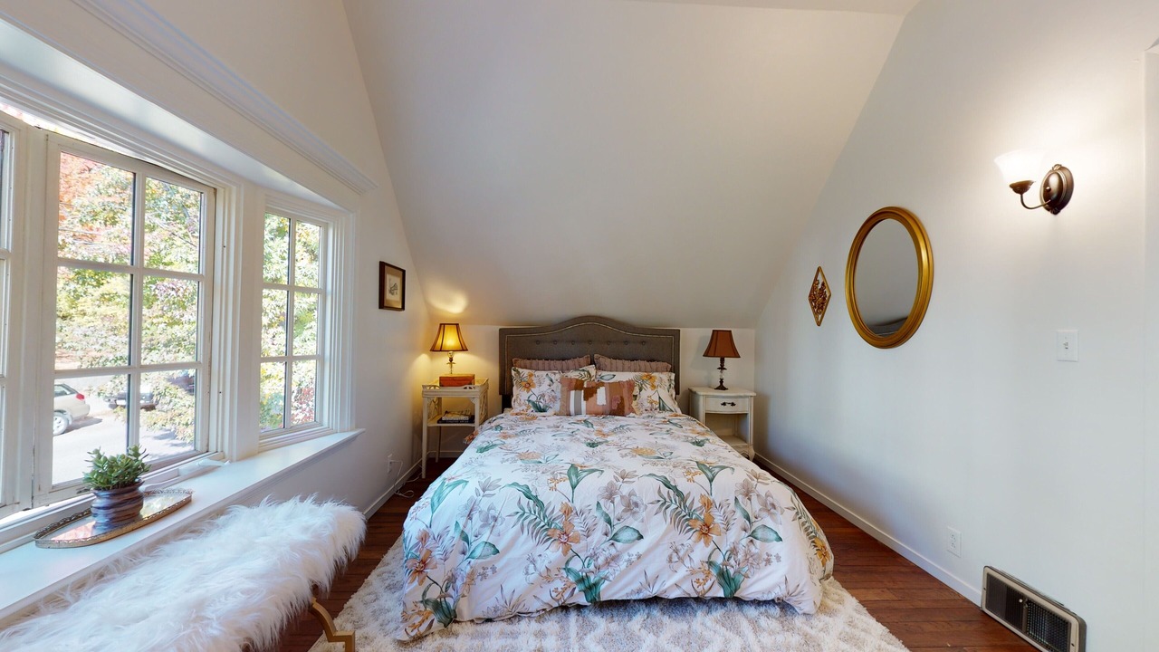 Photo of Bedroom in Nevada City