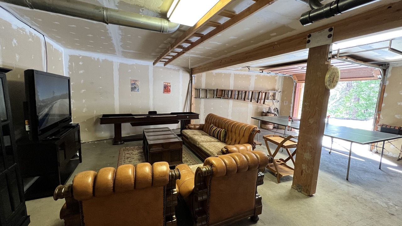 Photo of Livingroom in Long Barn