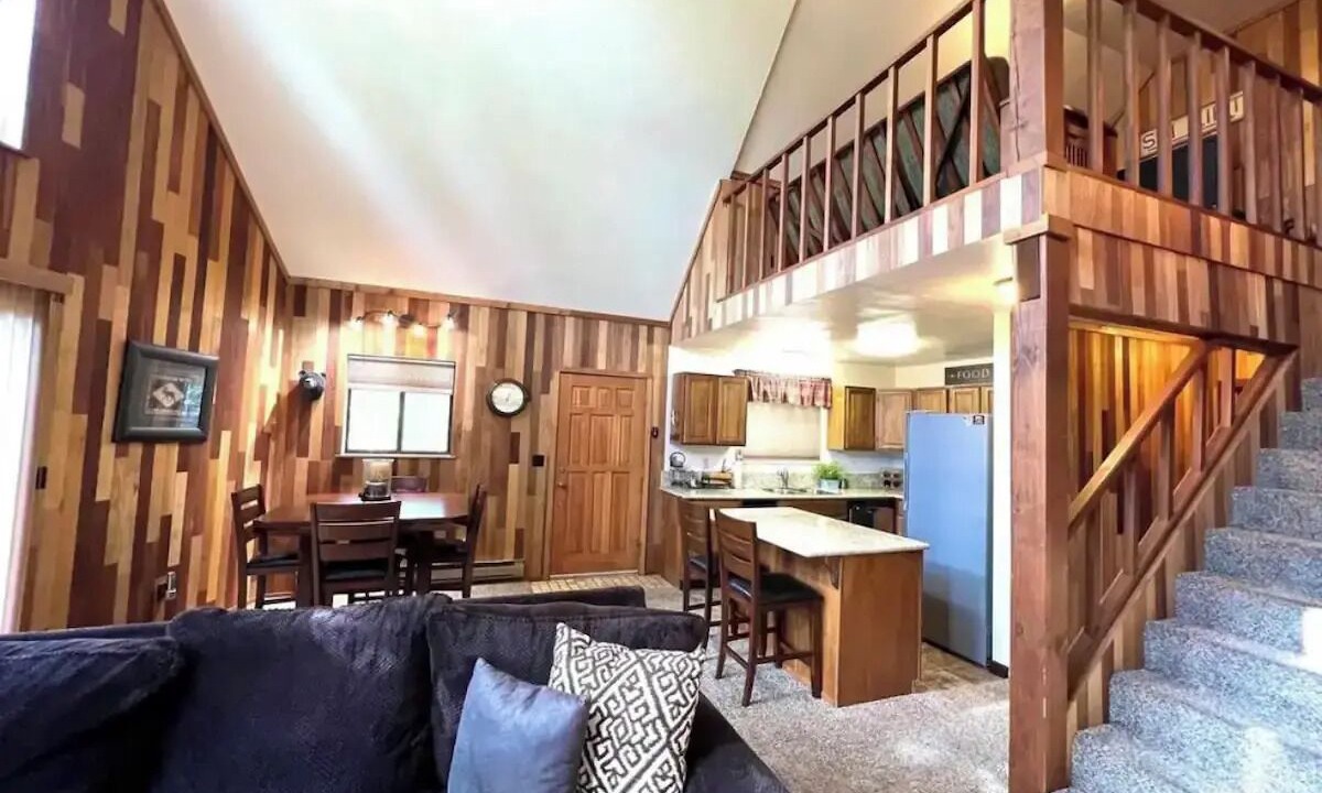 Photo of Livingroom in Long Barn