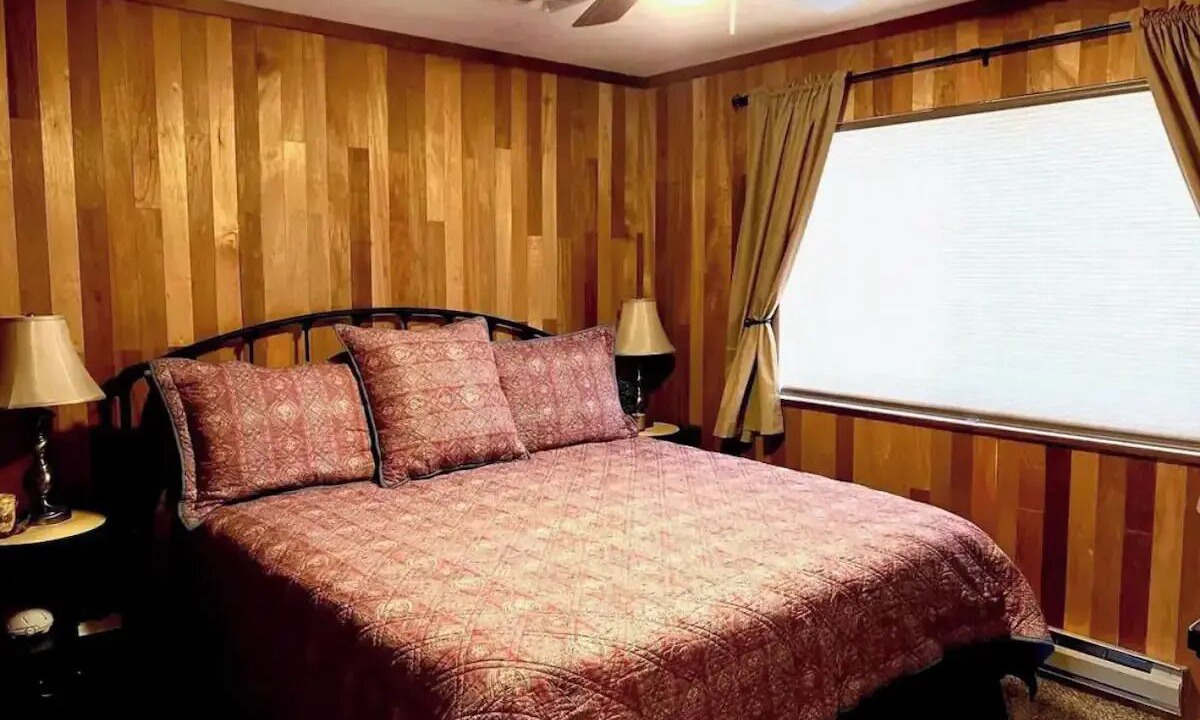 Photo of Bedroom in Long Barn