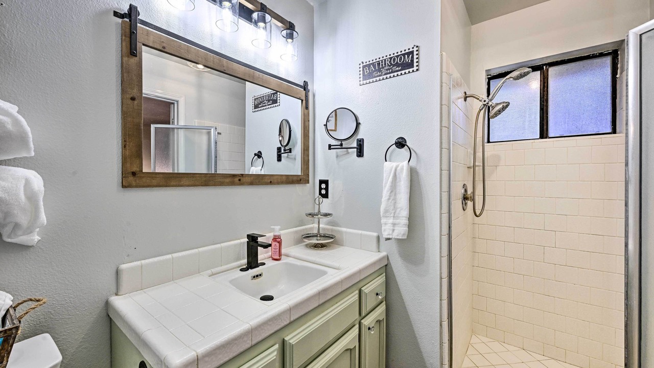 Photo of Bathroom in Cascadel Woods