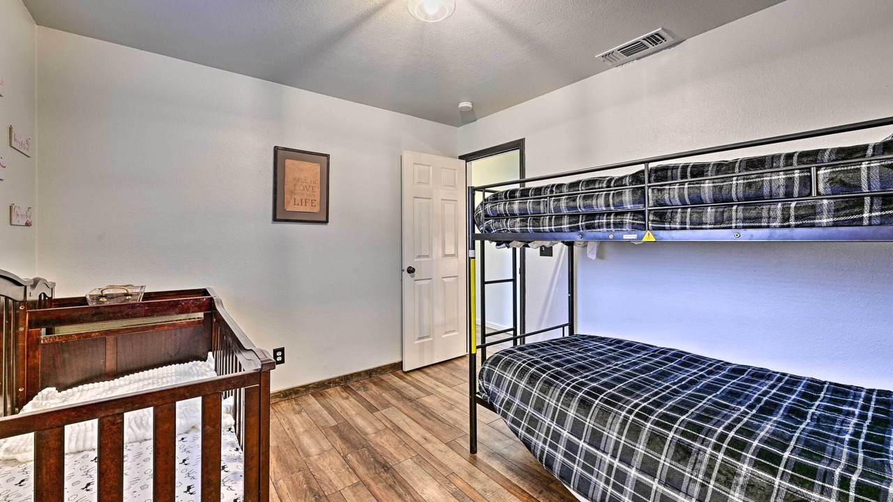 Photo of Bedroom in Cascadel Woods