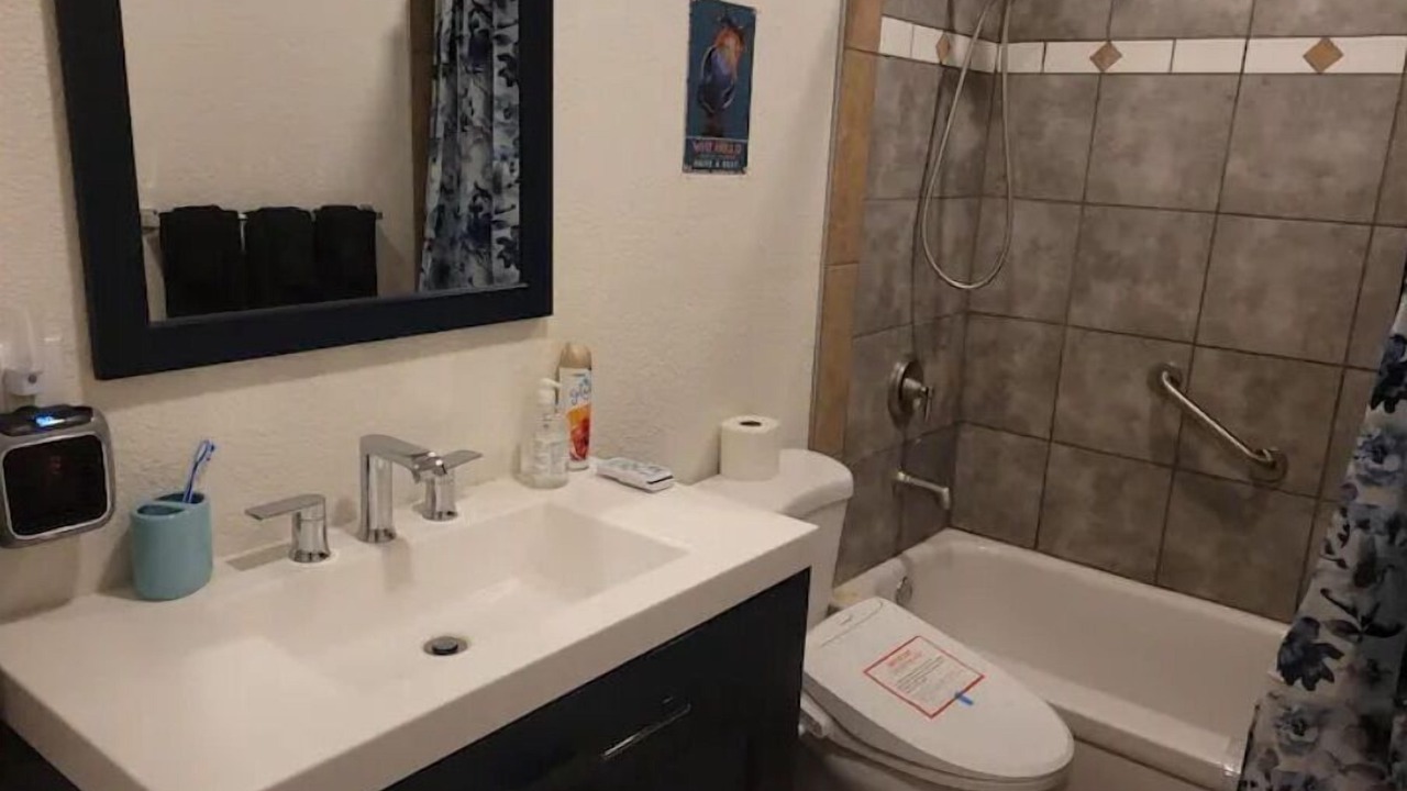 Photo of Bathroom in Beatty