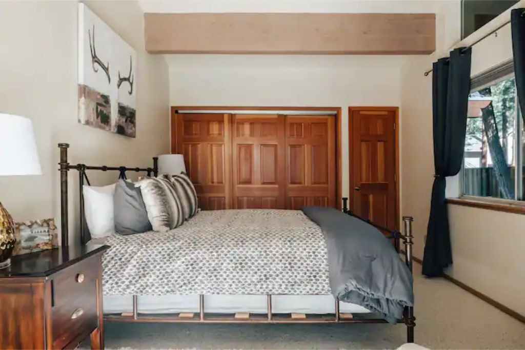 Photo of Bedroom in Incline Village