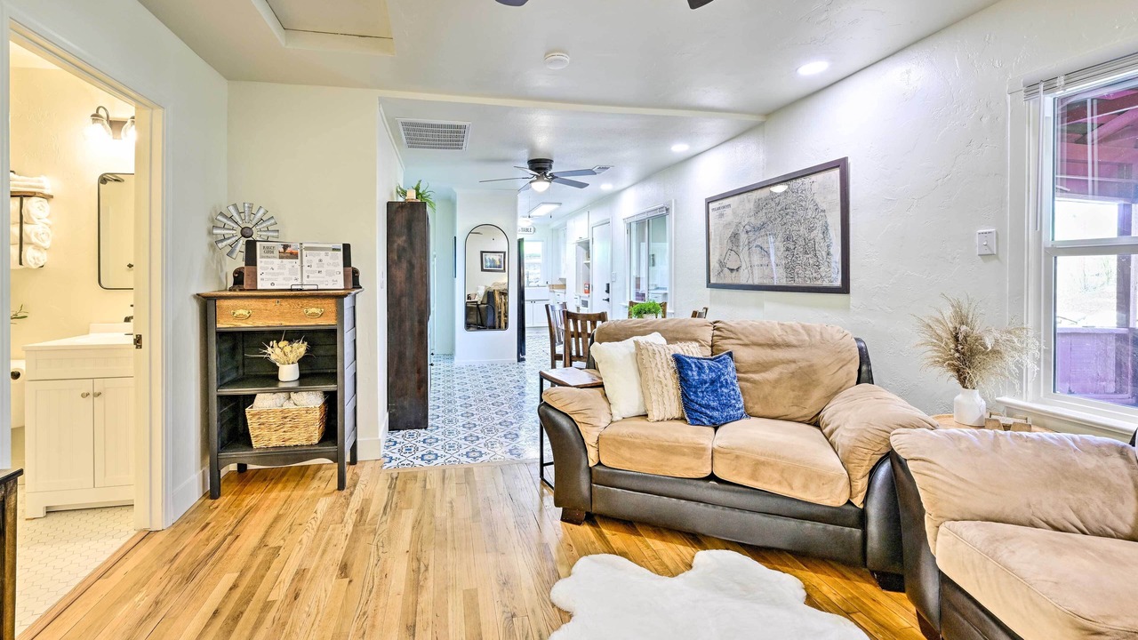 Photo of Livingroom in Woodlake