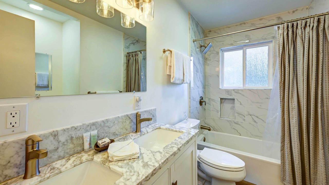 Photo of Bathroom in Oakhurst