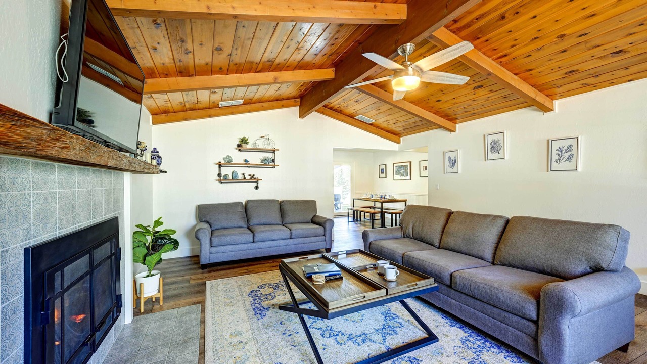 Photo of Bedroom in Oakhurst