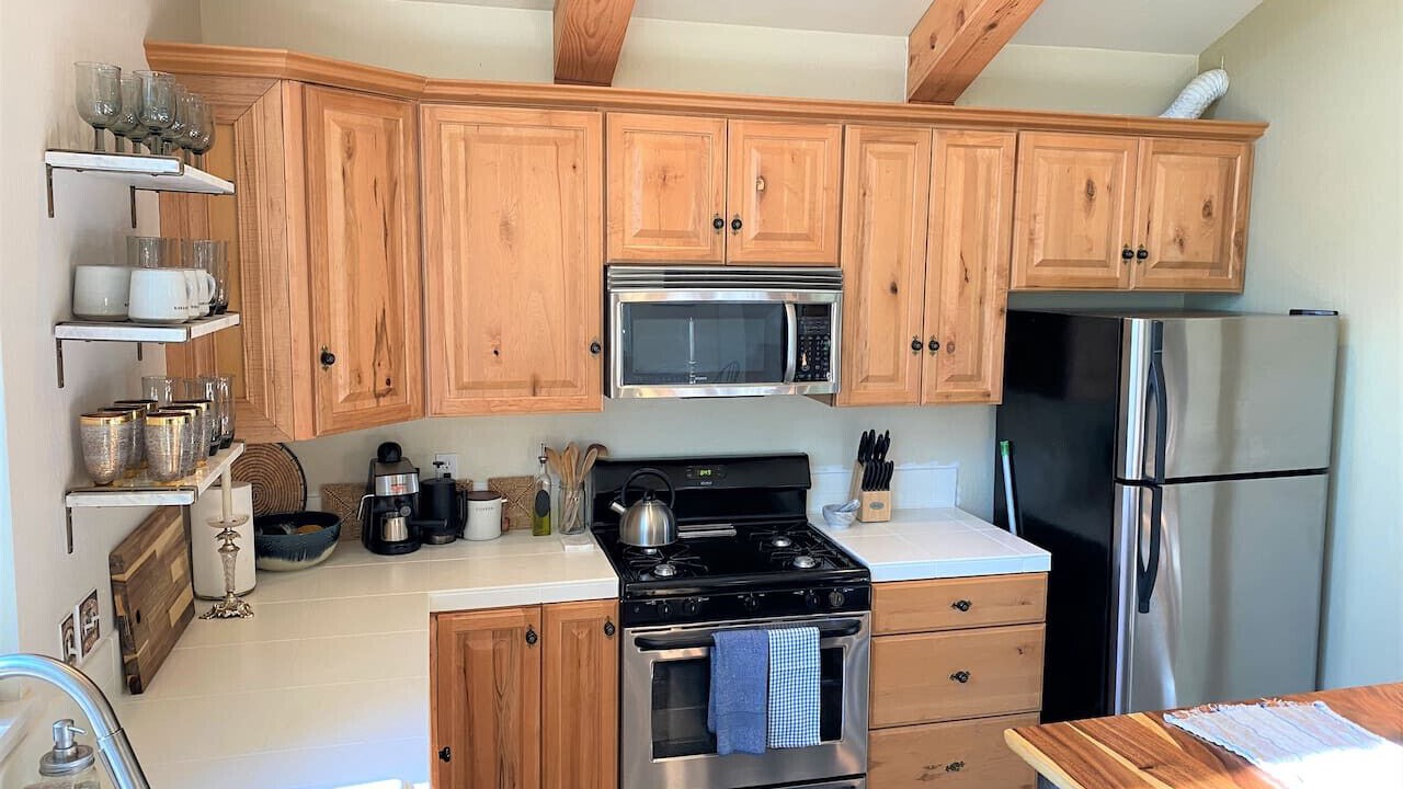 Photo of Kitchen in Groveland