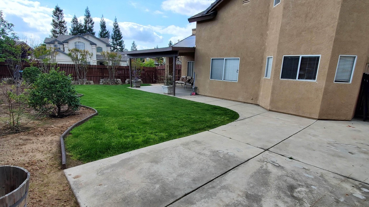 Photo of Outdoor in Raisin