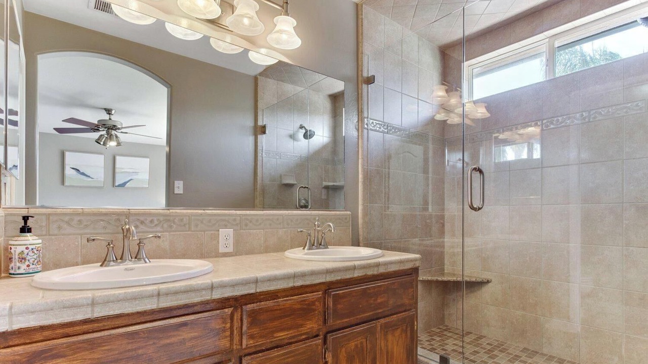 Photo of Bathroom in Greenacres