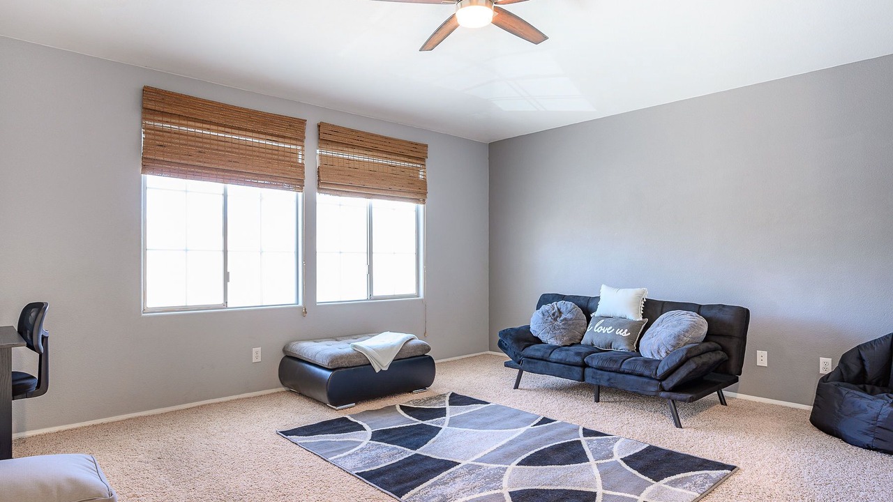 Photo of Livingroom in Paradise Hills