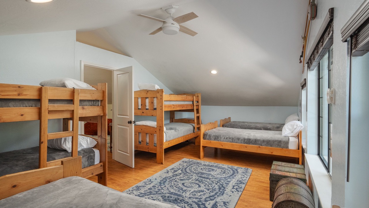 Photo of Bedroom in Glencoe