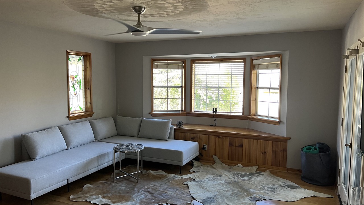 Photo of Livingroom in Kernville