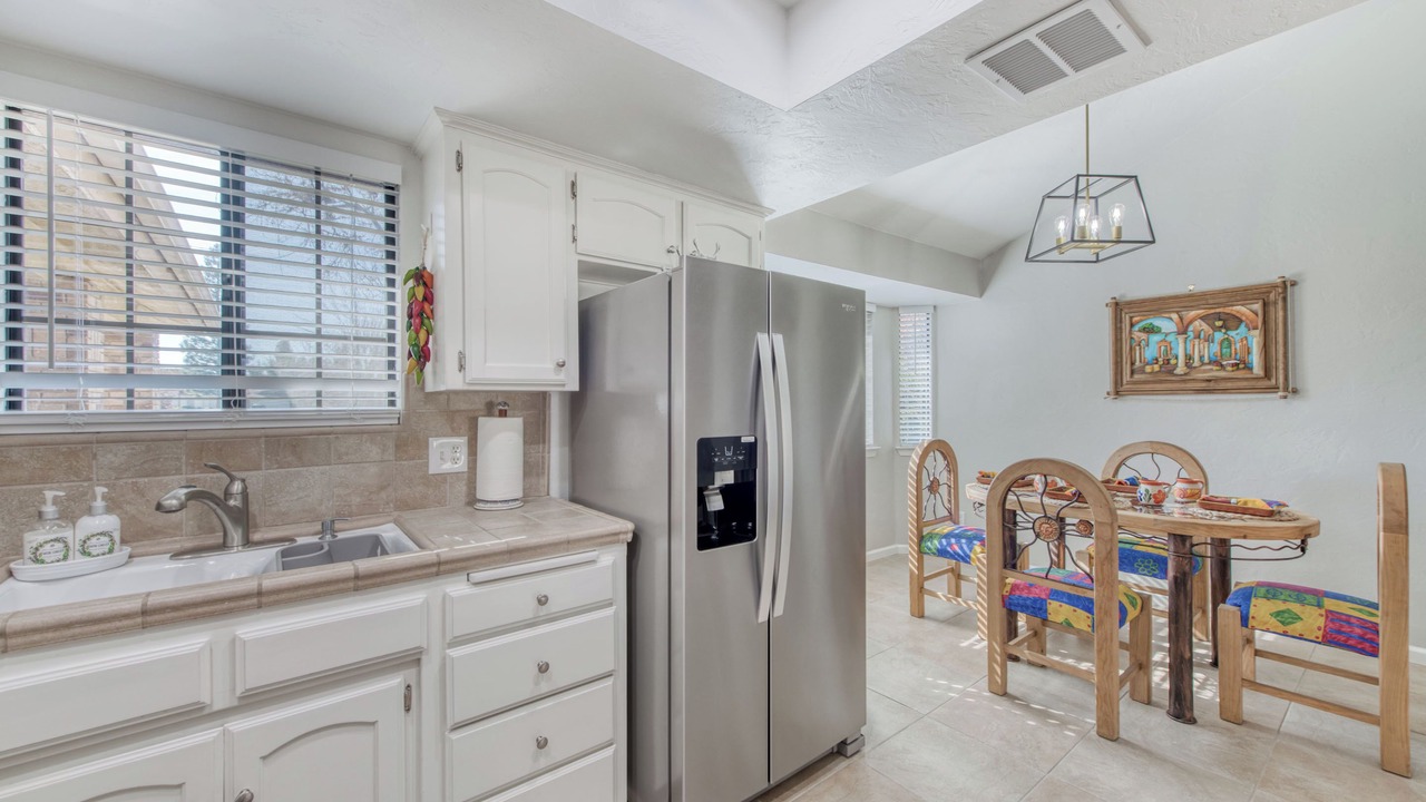 Photo of Kitchen in Raisin