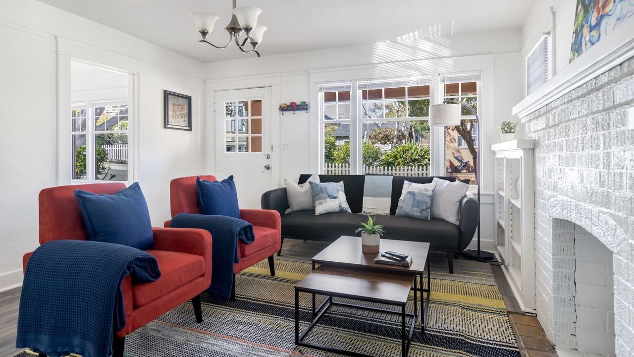 Photo of Livingroom in Pacific Grove