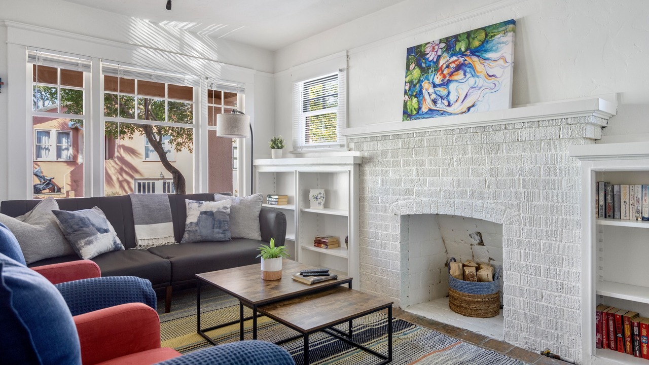 Photo of Livingroom in Pacific Grove