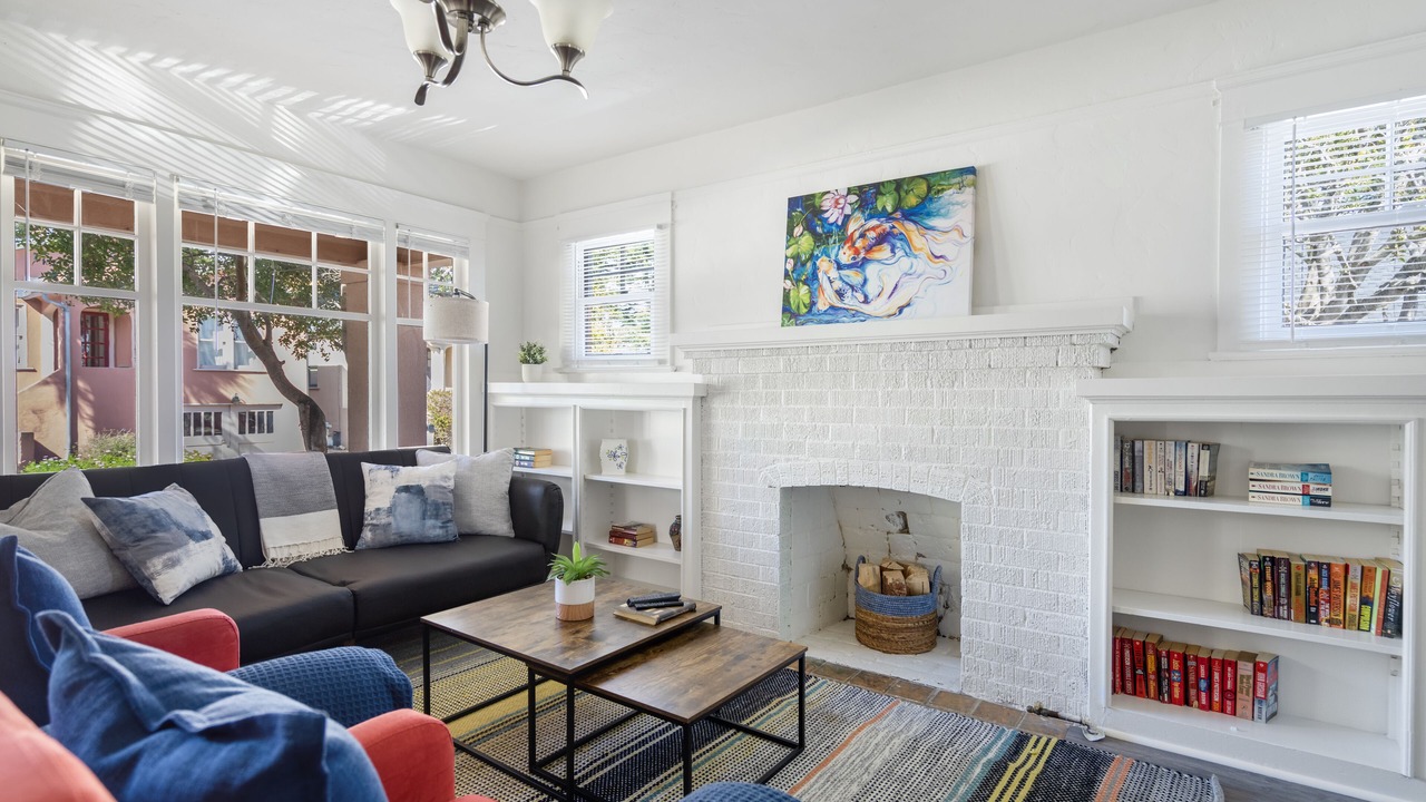 Photo of Livingroom in Pacific Grove