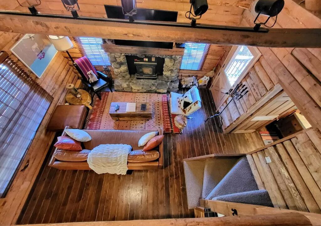 Photo of Livingroom in Pine Mountain Club
