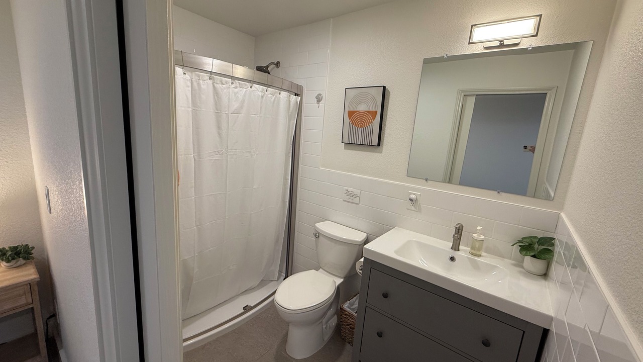 Photo of Bathroom in Lexington Hills