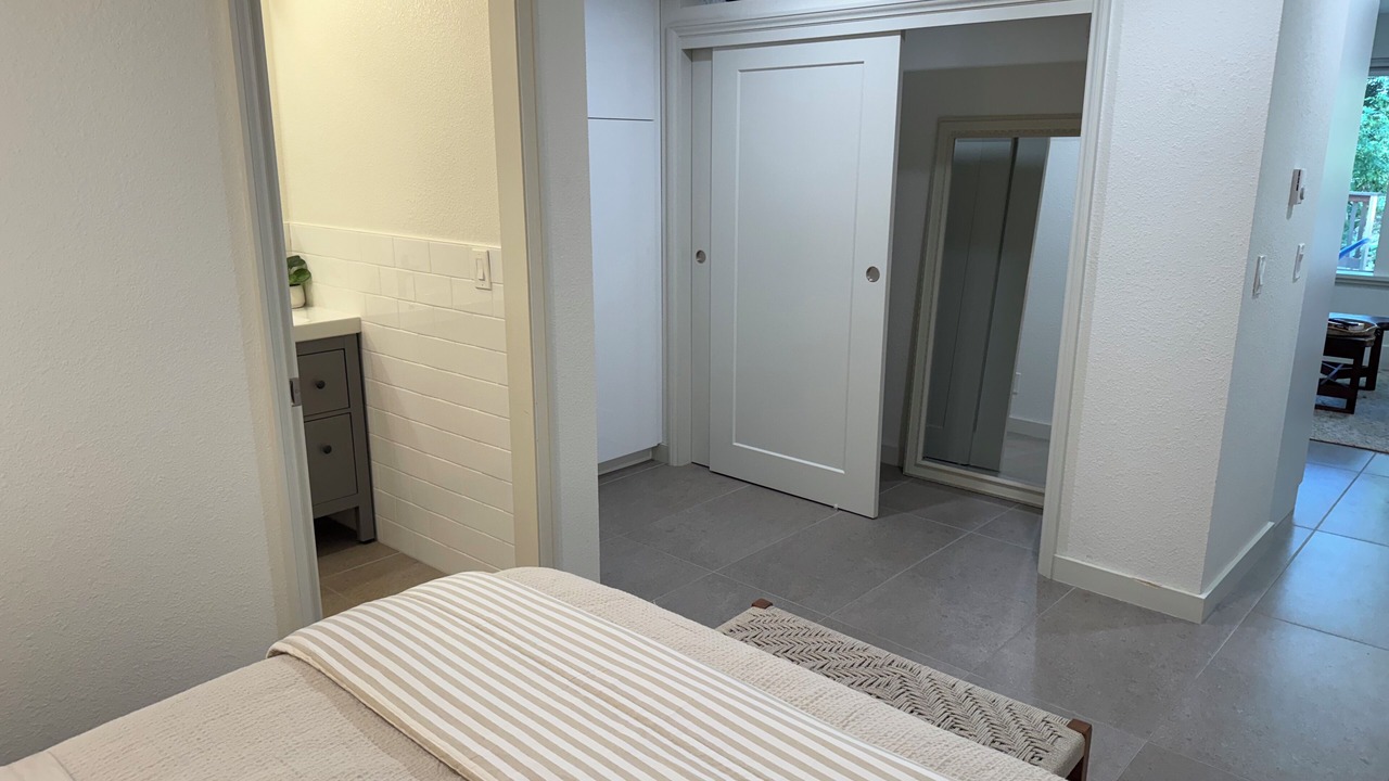 Photo of Bedroom in Lexington Hills