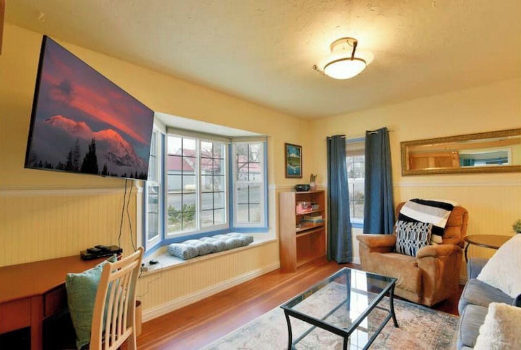 Photo of Livingroom in Mount Shasta