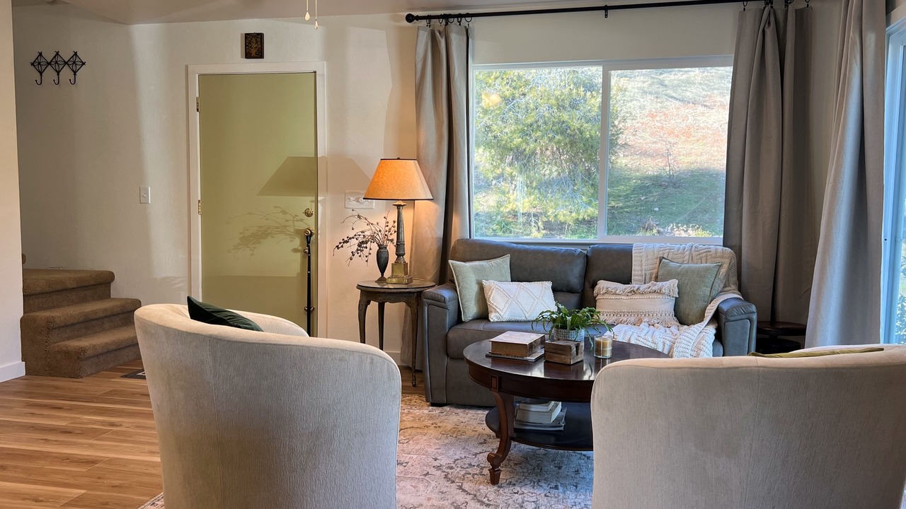 Photo of Livingroom in Squaw Valley