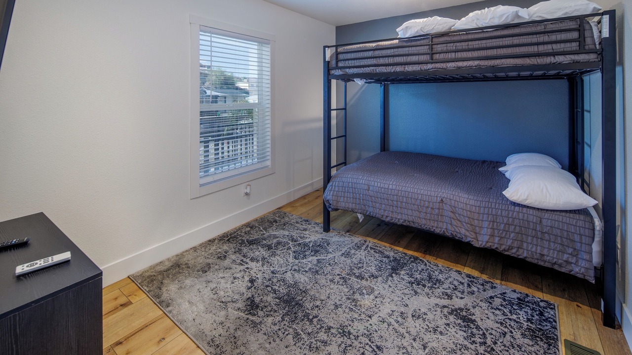 Photo of Bedroom in Parker Strip