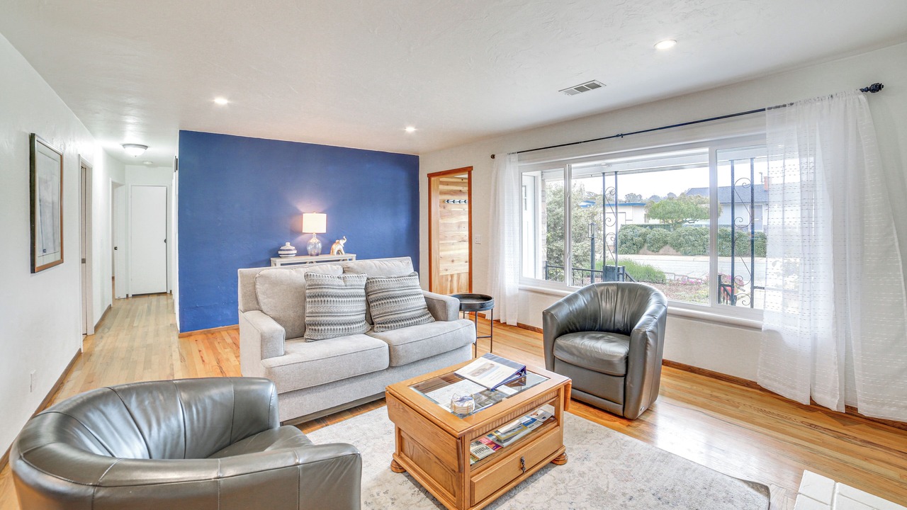 Photo of Livingroom in Seaside