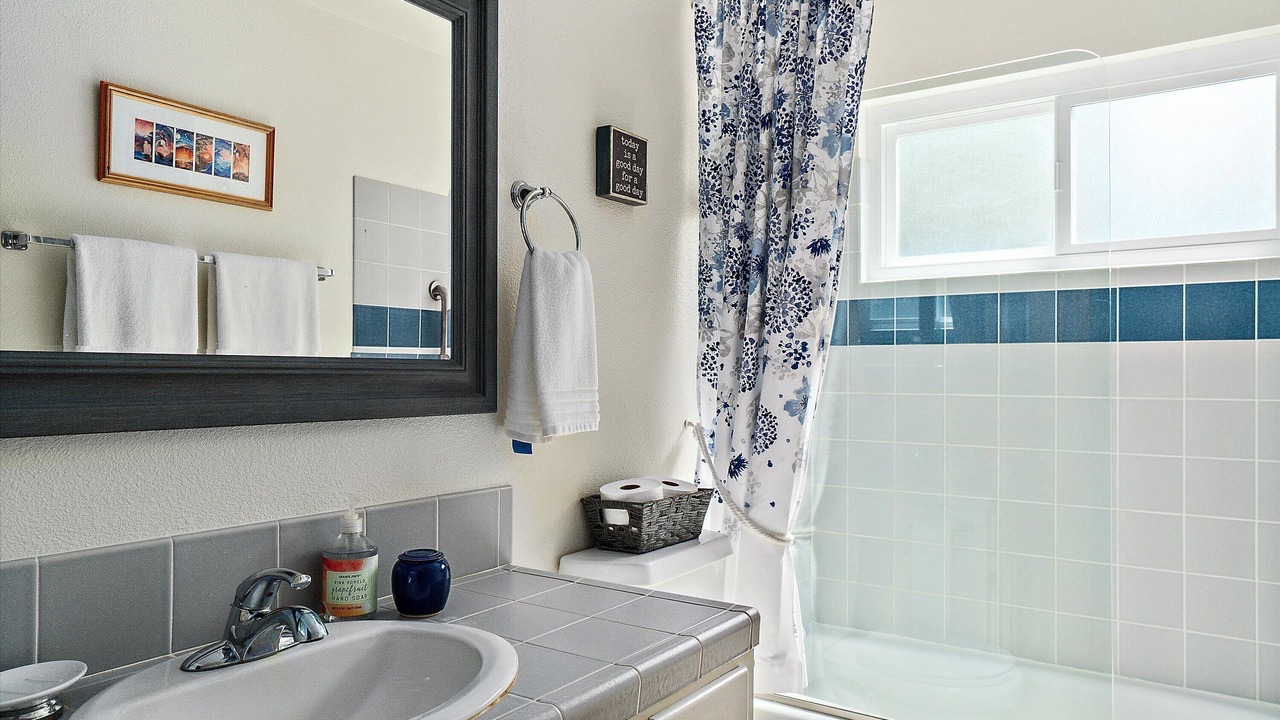 Photo of Bathroom in Marine Terrace