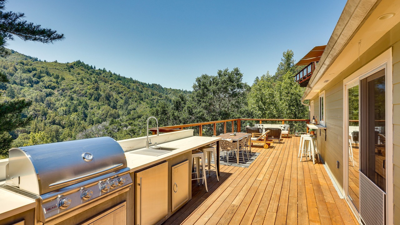 Photo of Outdoor in Larkspur