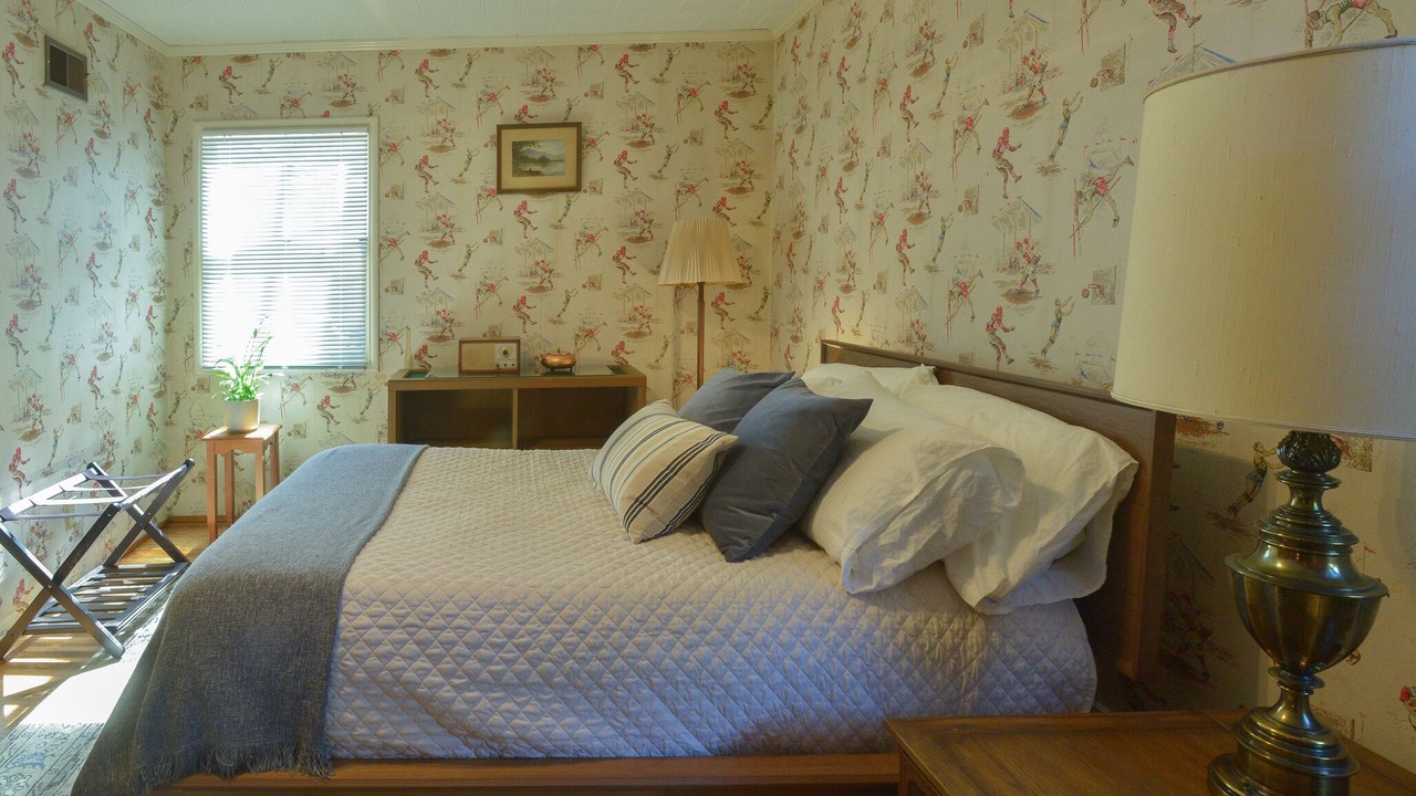 Photo of Bedroom in Shepherd Canyon