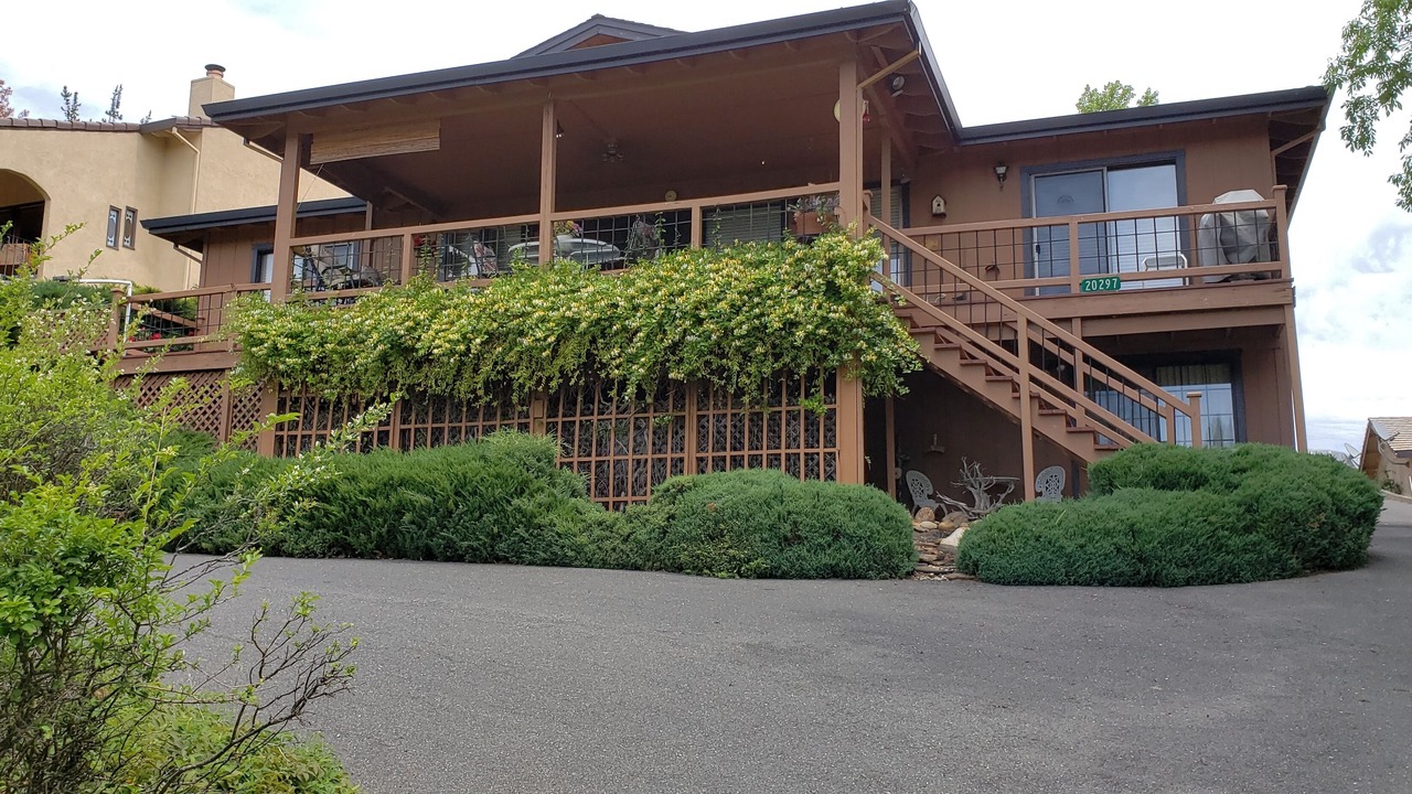 Photo of Outdoor in Groveland