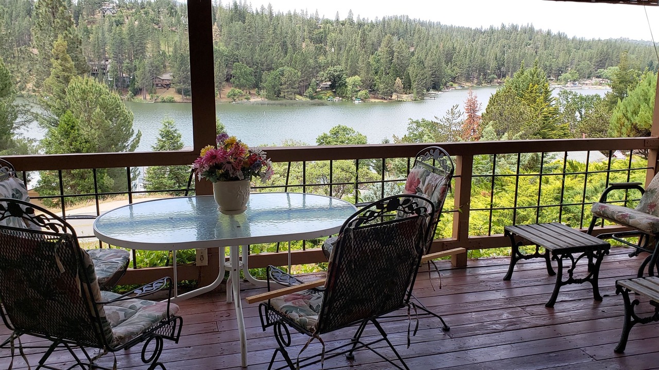Photo of Outdoor in Groveland