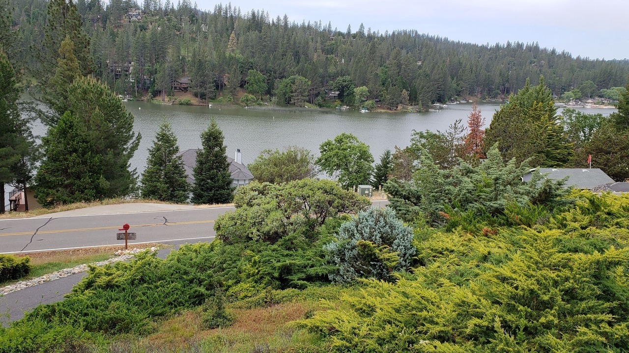 Photo of Outdoor in Groveland