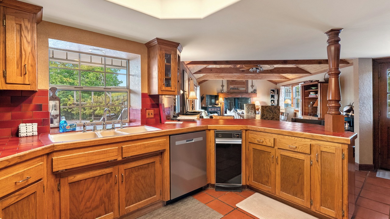 Photo of Kitchen in Templeton