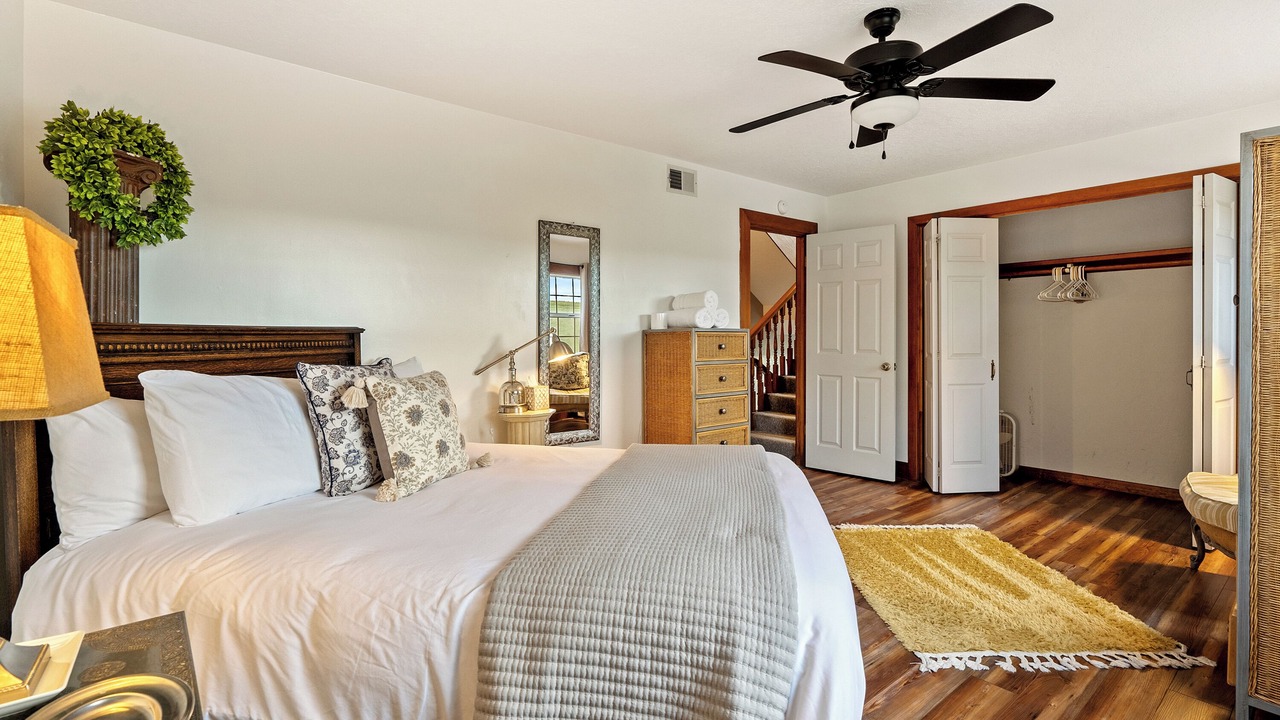 Photo of Bedroom in Templeton